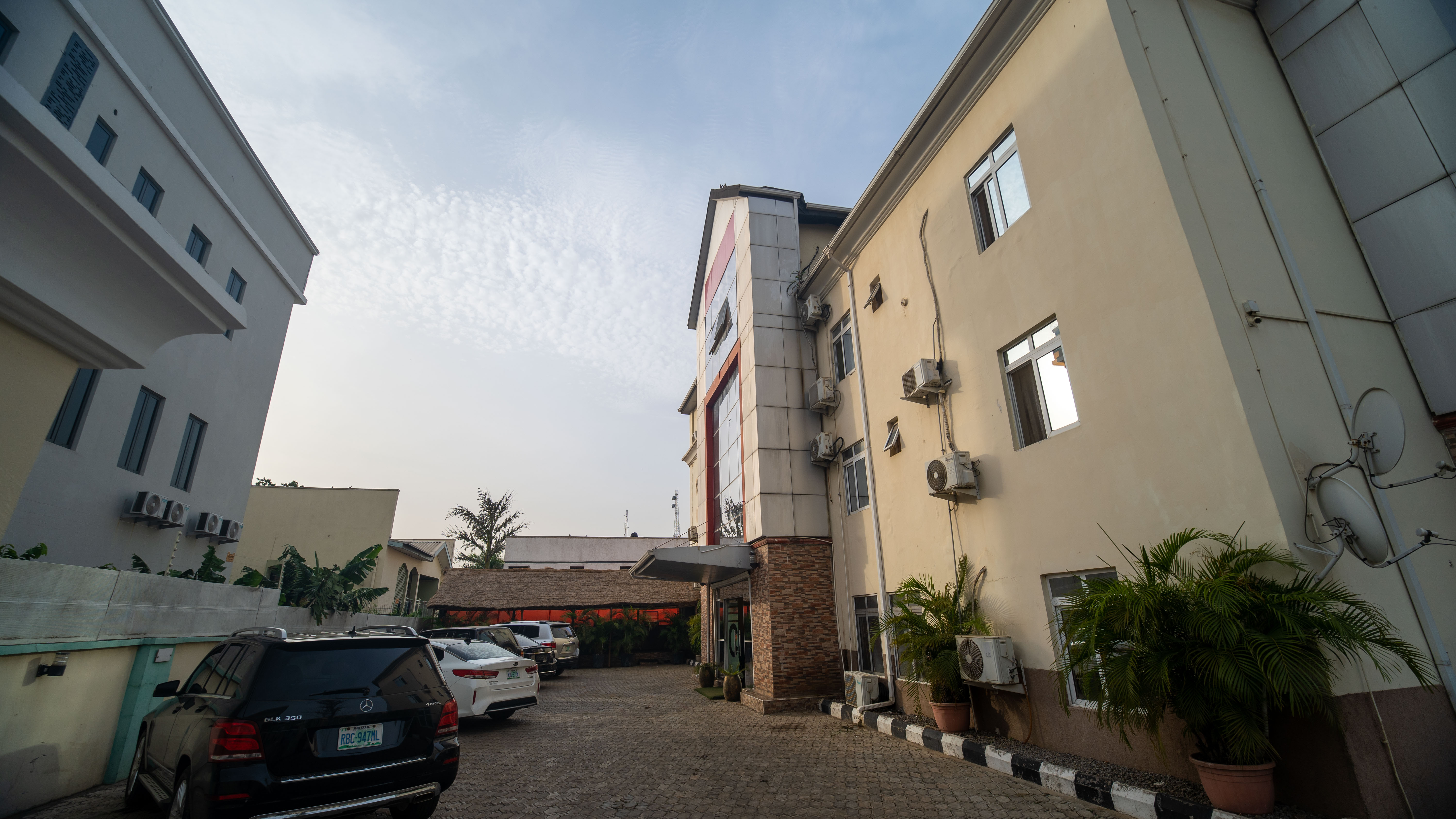 Charriot Hotels